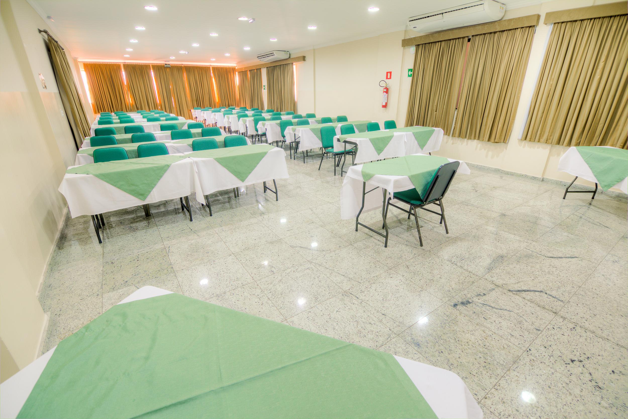 Hotel Golden Park Uberaba By Nacional Inn Exterior foto